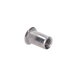 AISI304 nýtovací matice M8, plochá, rýhovaný dřík, L-15.5mm